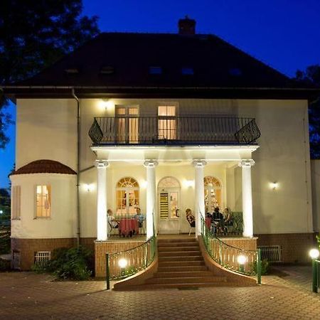 Adria Bed and Breakfast Myślibórz Exterior foto