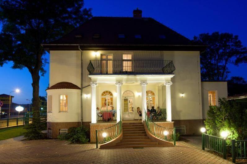 Adria Bed and Breakfast Myślibórz Exterior foto